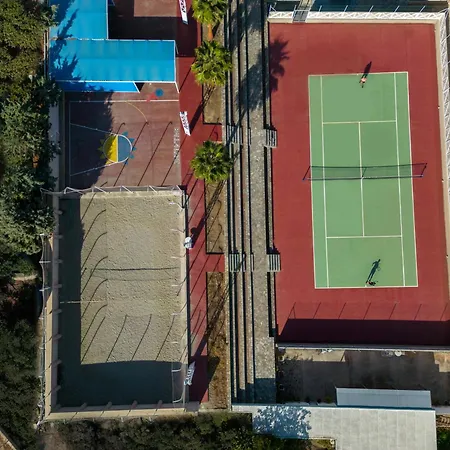 Royal Belvedere Resort 4*