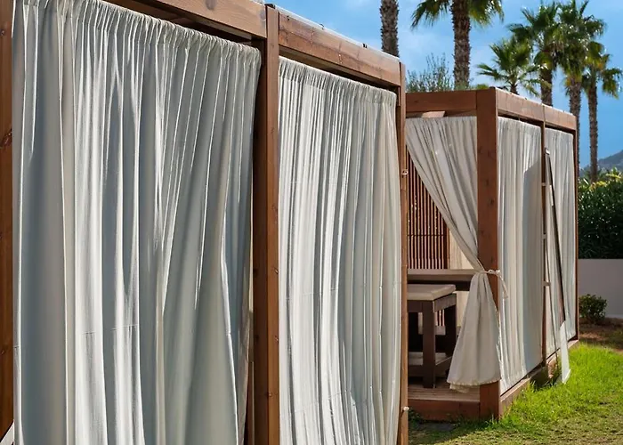 Royal & Imperial Belvedere