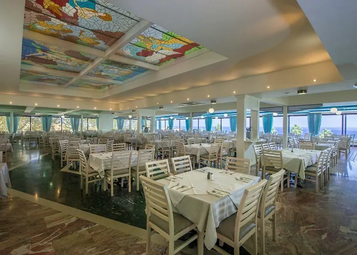 Royal & Imperial Belvedere Resort